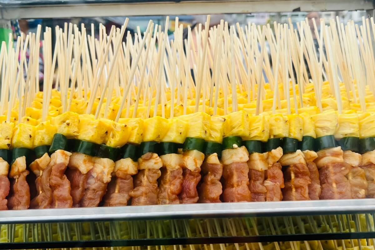 Discover Mueang Non Like a Local