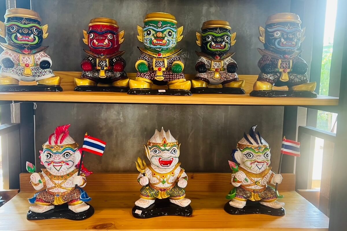 Discover Mueang Non Like a Local